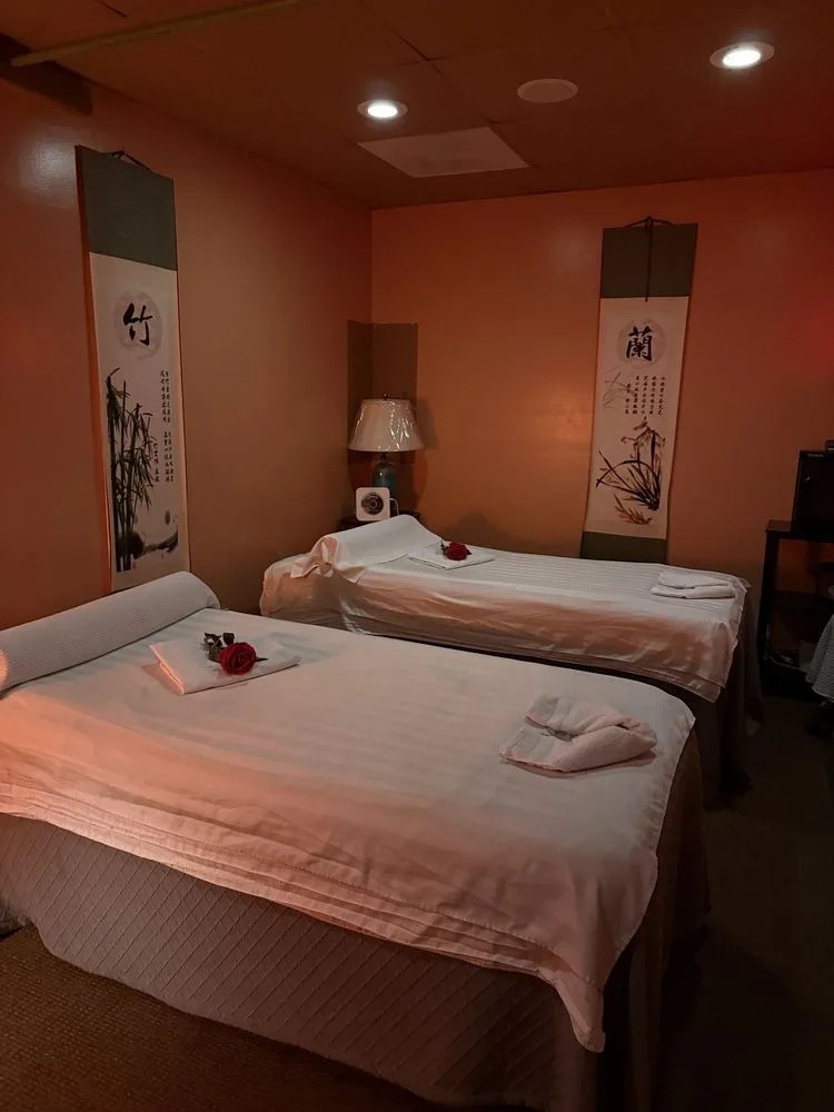 Warm couples treatment room